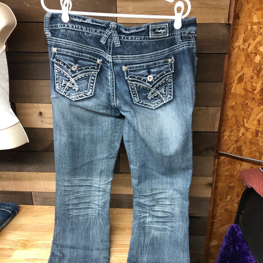 Jeans - Picture 4 of 5